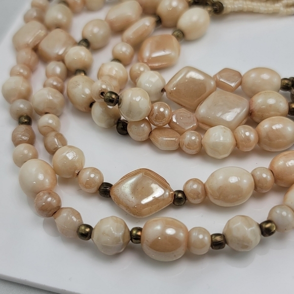 Cream beaded multi strand necklace. GUC - Picture 7 of 8